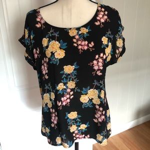 Sheer floral short sleeve shirt